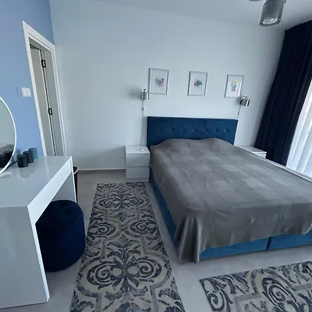 Blue Summer Terrase Apartment
